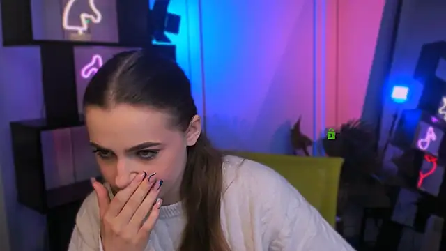 Snapshot of aria_moo chatting on December 3, 5:59 am aria moo online show from December 3, 5:59 am