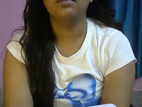 Queenxxx98 online show from October 15, 7:14 pm