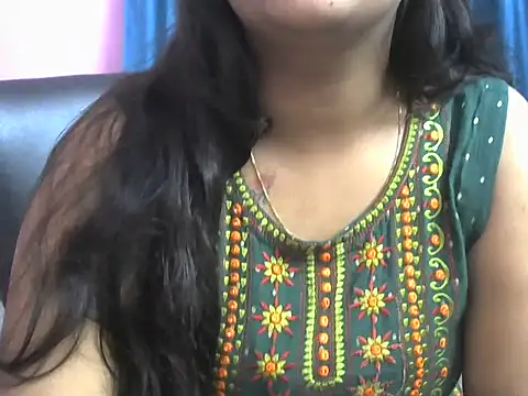 Queenxxx98 online show from October 19, 9:26 pm