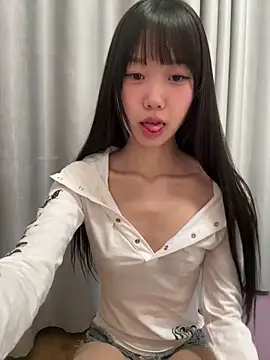 Snapshot of xinyu789 chatting on January 17, 12:32 pm xinyu789 online show from January 17, 12:32 pm