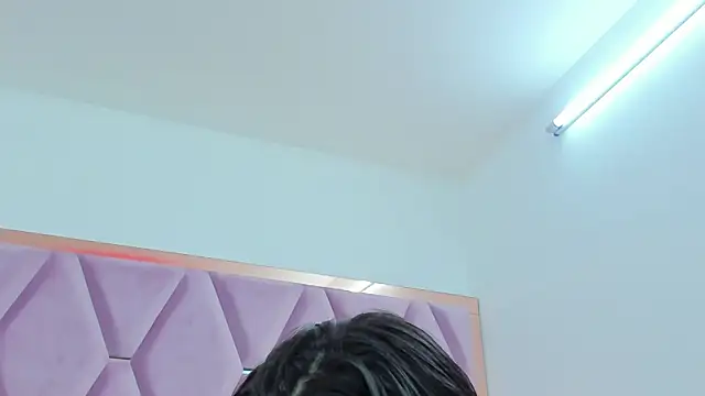 MaskedGirl  online show from October 16, 11:33 am