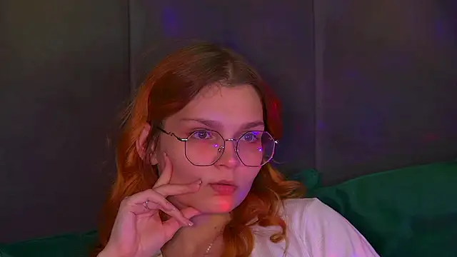 BellaMarebelle online show from October 10, 4:28 pm