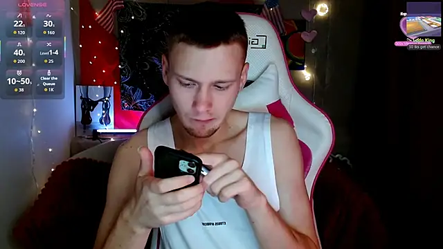 Snapshot of Xavier_Night81 chatting on September 29, 7:46 am Xavier Night81 online show from September 29, 7:46 am