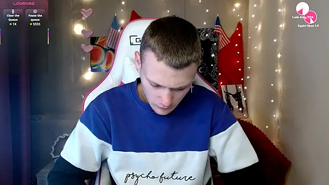 Snapshot of Xavier_Night81 chatting on October 4, 6:55 am Xavier Night81 online show from October 4, 6:55 am