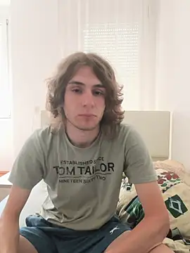 Snapshot of mcbrigete chatting on June 13, 2:48 pm mcbrigete online show from June 13, 2:48 pm