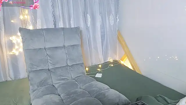 Jade-0906 online show from September 16, 3:46 pm