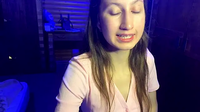 Shyselly online show from October 2, 7:54 pm