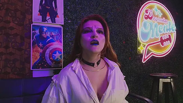 Snapshot of Skylar__Desire chatting on October 7, 2:03 pm Skylar Desire online show from October 7, 2:03 pm