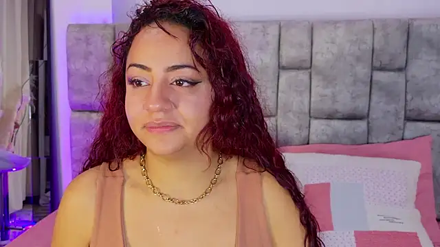 DaniniAnderson online show from March 10, 4:50 am