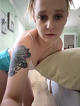  Karizma  online show from October 14, 7:58 pm