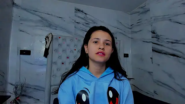 Ari and Storm online show from February 8, 12:47 am