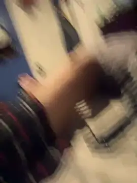 Snapshot of stevo170t chatting on November 18, 5:12 am stevo170t online show from November 18, 5:12 am