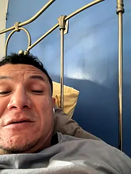 Snapshot of stevo170t chatting on November 20, 7:35 pm stevo170t online show from November 20, 7:35 pm