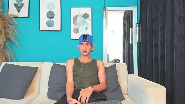 Marcus and Tony online show from January 16, 3:21 am