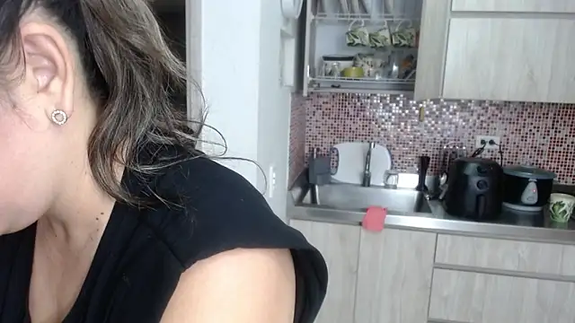 sophie lopez1 online show from June 3, 6:02 pm
