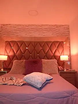 AmiraMorgan online show from November 30, 4:05 am