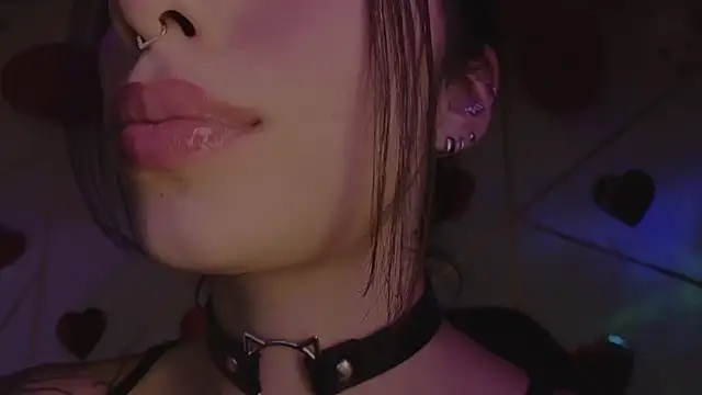 Hollyxx  online show from February 18, 3:46 am