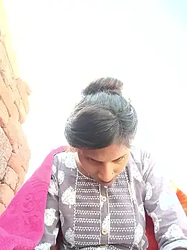 Jyoti thakurr online show from February 5, 9:03 am