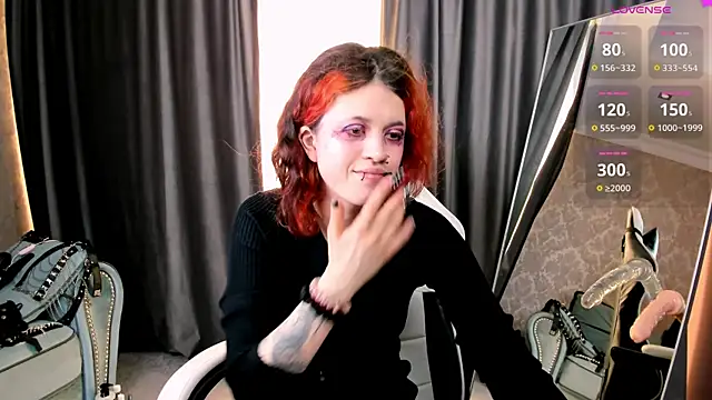 Snapshot of NoelleGothicShadow chatting on October 12, 9:47 pm NoelleGothicShadow online show from October 12, 9:47 pm