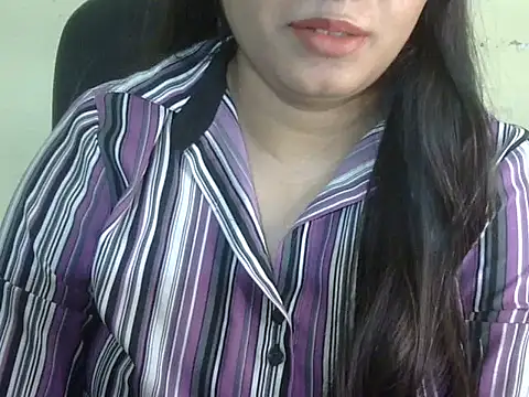 Aanya Hazel online show from October 5, 3:10 pm