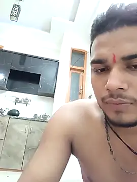 Snapshot of romantic_couple1 chatting on September 30, 1:54 am romantic couple1 online show from September 30, 1:54 am