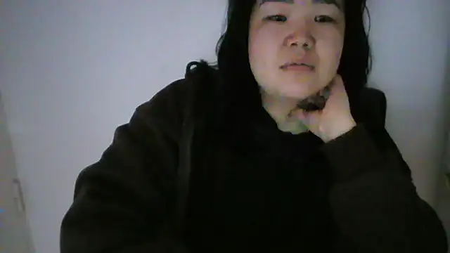 Snapshot of Innogin chatting on April 8, 10:43 pm Innogin online show from April 8, 10:43 pm