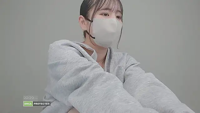 Snapshot of CocoaMilk18 chatting on February 22, 1:31 pm CocoaMilk18 online show from February 22, 1:31 pm