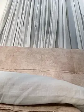 Marian Zeller online show from November 6, 9:10 am