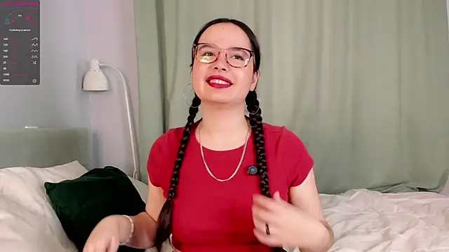 WildaBisom online show from October 3, 2:41 am