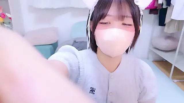 Hinata Sun online show from June 6, 11:59 am