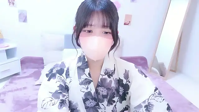 Hinata Sun online show from July 27, 1:18 pm