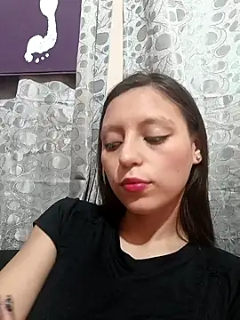 Lahila  online show from October 12, 1:10 pm