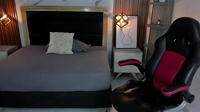 CHRISTY TEIGEN4 online show from January 11, 12:54 pm