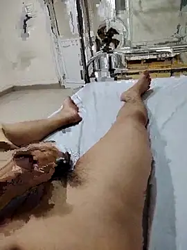 mousebb02 online show from November 4, 2:05 pm