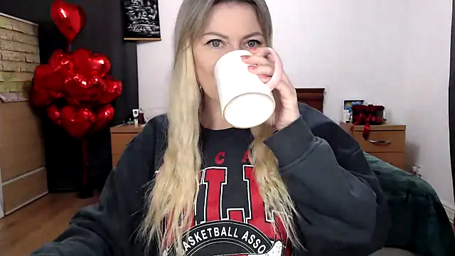 ParadiseAlina online show from February 9, 7:18 pm