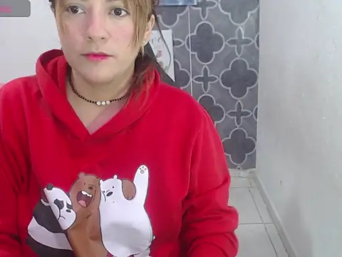 Snapshot of karamirror_ chatting on November 25, 6:46 am karamirror online show from November 25, 6:46 am