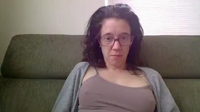 Snapshot of JezebelDutch chatting on February 5, 12:10 pm JezebelDutch online show from February 5, 12:10 pm