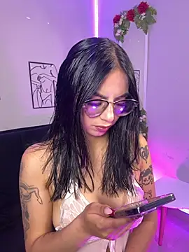 Snapshot of Clawd_hot chatting on September 12, 1:33 pm Clawd hot online show from September 12, 1:33 pm