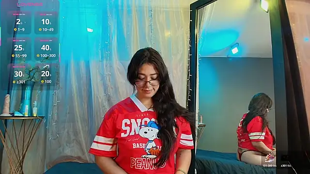 Shalyn Lux online show from November 11, 11:21 am