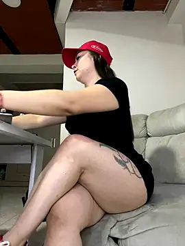 Snapshot of Amelia_laurent chatting on October 29, 7:48 pm Amelia laurent online show from October 29, 7:48 pm