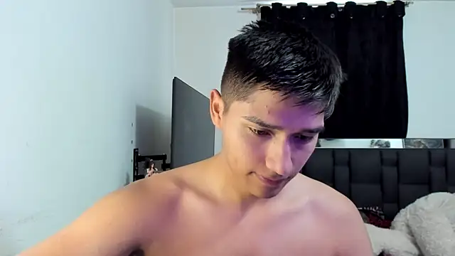 mateo-Esposito online show from May 3, 6:03 pm