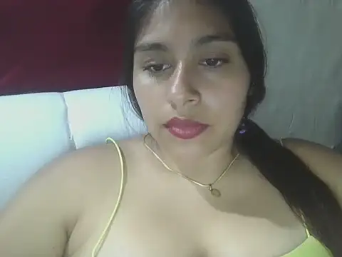 zairabreze online show from May 7, 1:33 am