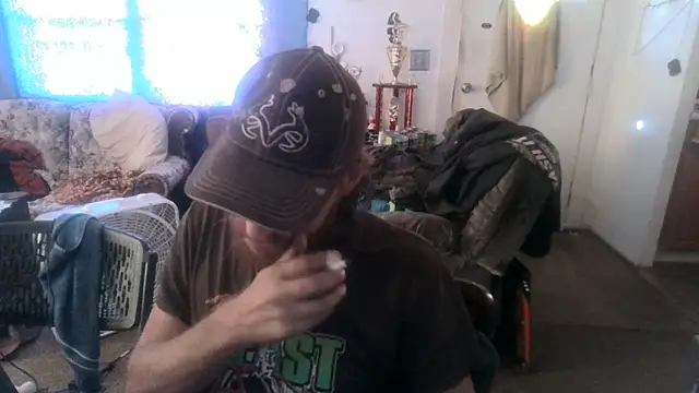 Poundtown1226 online show from September 15, 5:24 pm