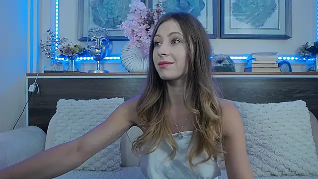 MuseDollX online show from September 28, 5:29 pm