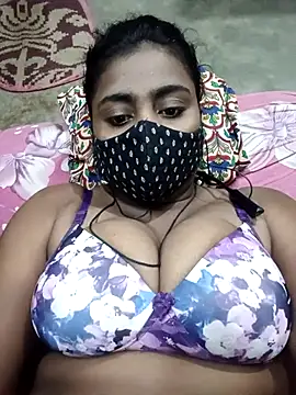 Snapshot of Schii69 chatting on December 4, 8:17 pm Schii69 online show from December 4, 8:17 pm