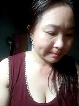 suki-lady online show from December 2, 4:40 am