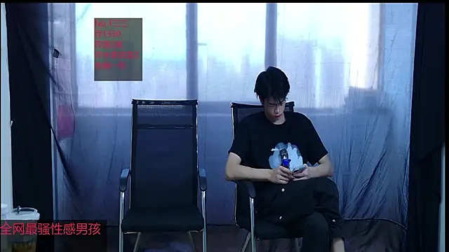 Young-hot-boys online show from September 15, 8:03 am