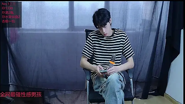 Young-hot-boys online show from September 18, 7:43 am