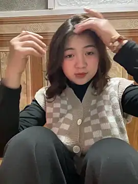 Snapshot of Lonnina chatting on November 19, 2:11 am Lonnina online show from November 19, 2:11 am