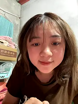 Snapshot of Lonnina chatting on November 25, 12:49 pm Lonnina online show from November 25, 12:49 pm